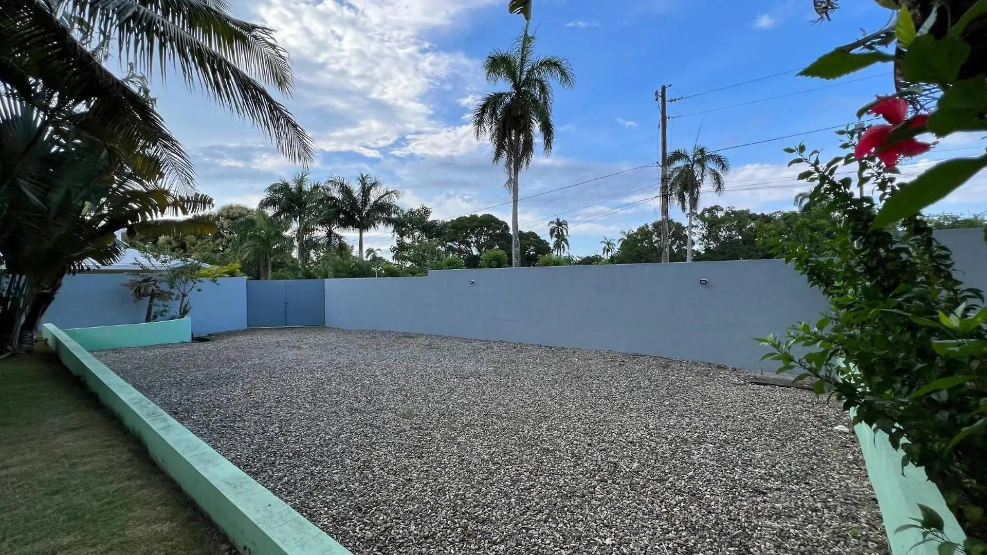 7Br Massive Villa In Sosua - 2Mins From Nightlife